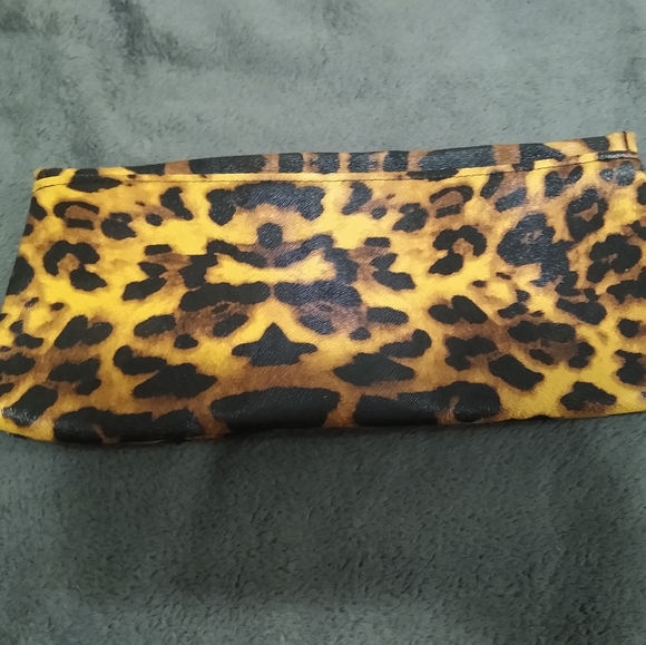 Purse - Picture 3 of 4